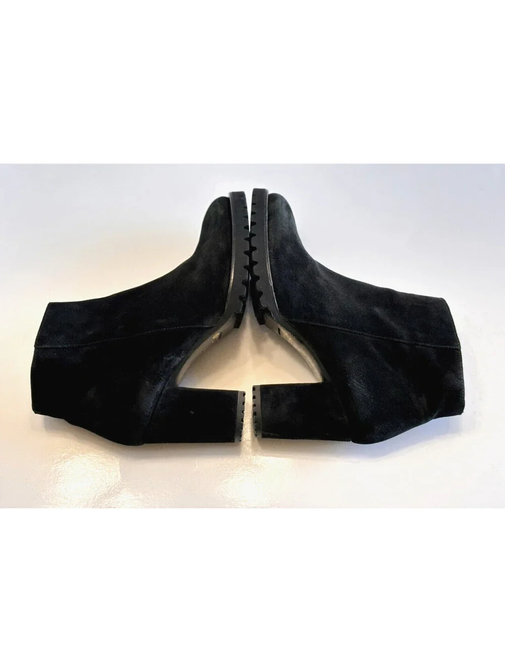 Eric Michael Quebec Women's 8.5 Black Suede Heeled Platform Ankle Boots Side Zip